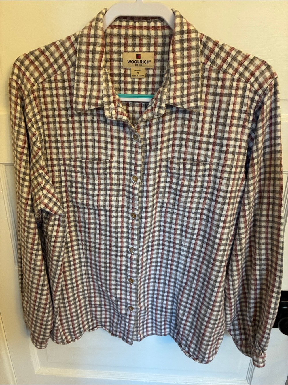 274 Woolrich Women's Button-Down Plaid Flannel Shirt in Cream, Brown & Red